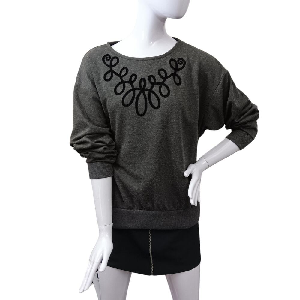 Vintage D.K. Gold Sweater Top Size Large Gray With Black Curl Motif Long Sleeve